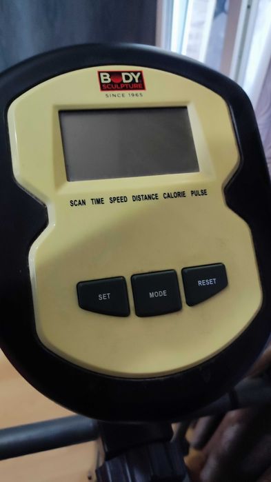 Продавам кростренажор