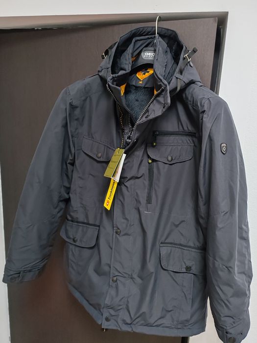 Vind Geaca Gri închis wellnestain