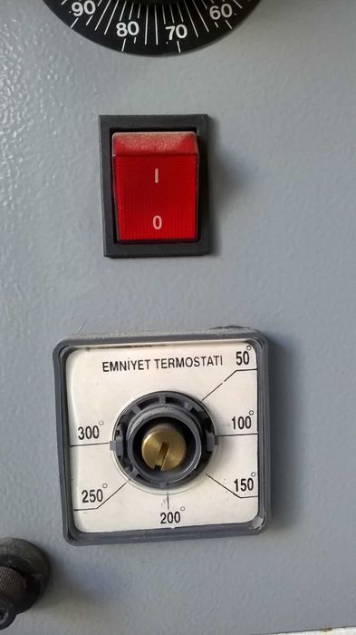 Стерилизатор под налягане и сух стерилизатор