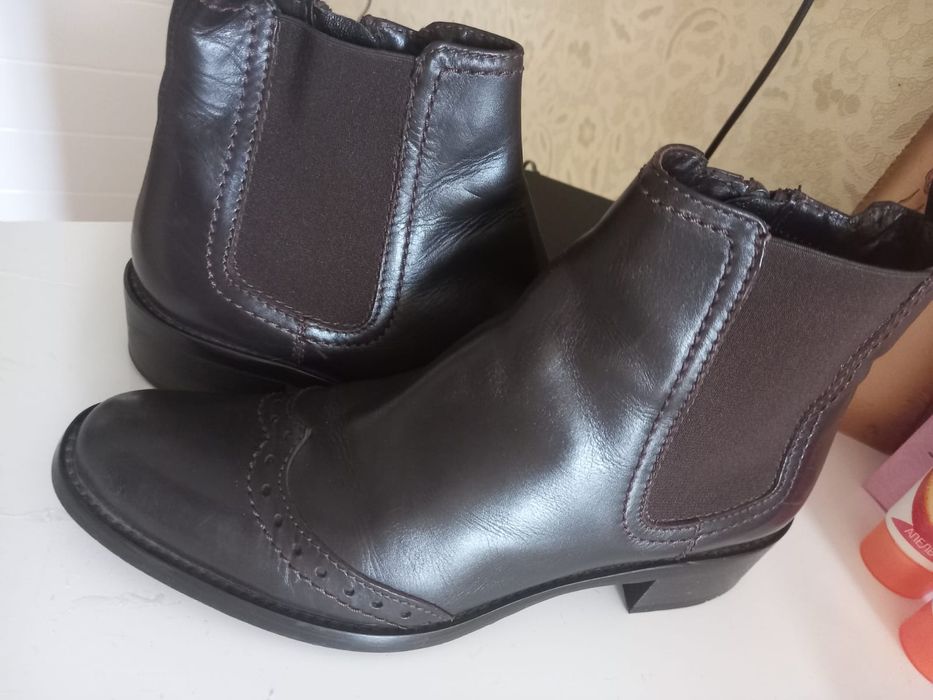 Продам 38-40 размер Европа