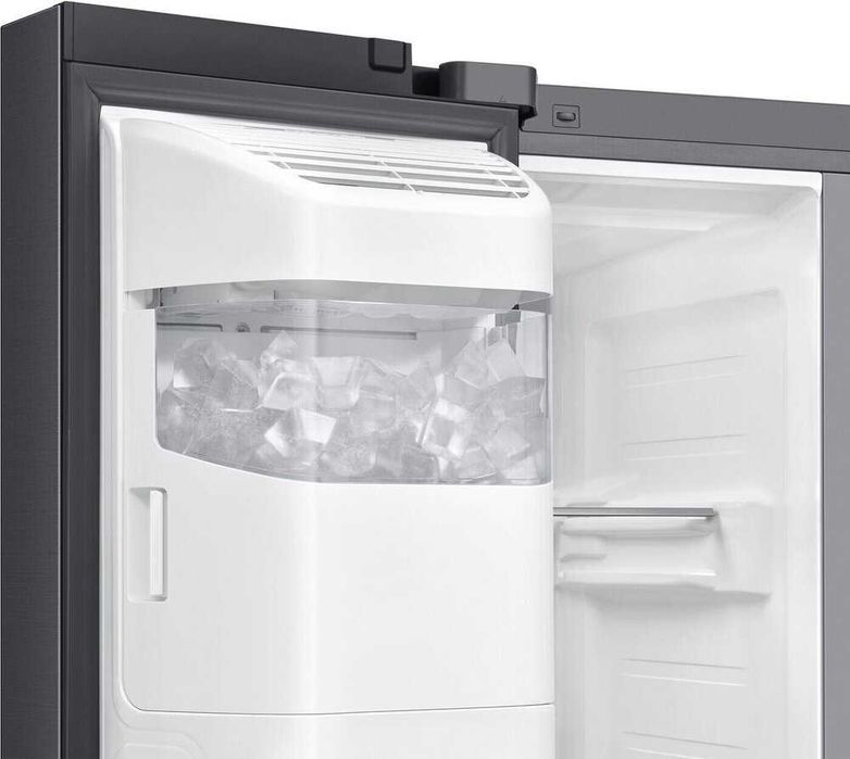 Хладилник Side By Side SAMSUNG RS90F67BEF