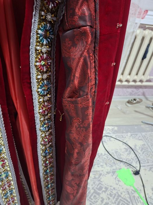 Кажекей Бешпент Камзол, Тройка