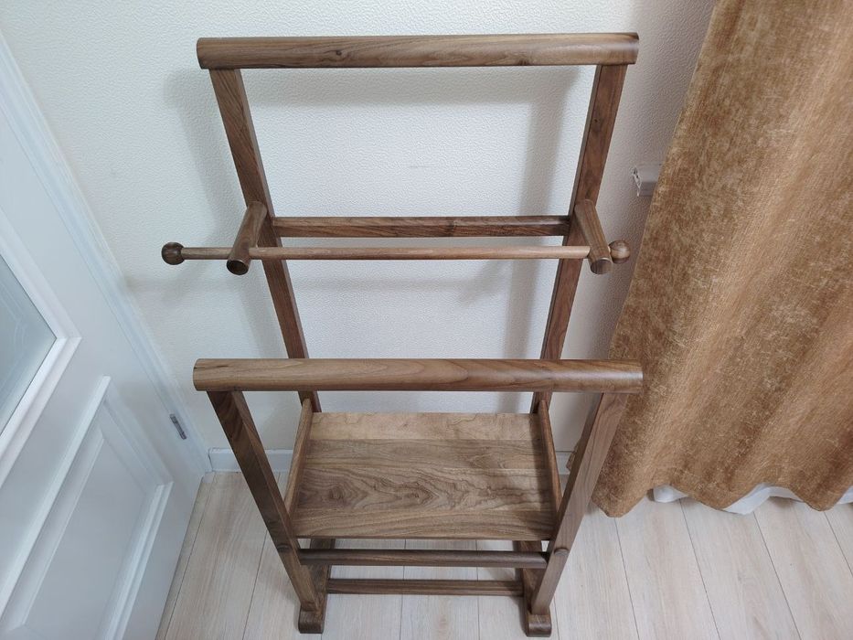 Персональная вешалка для одежды ручной работы