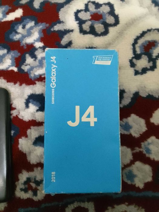 Самсунг J4 сотилади