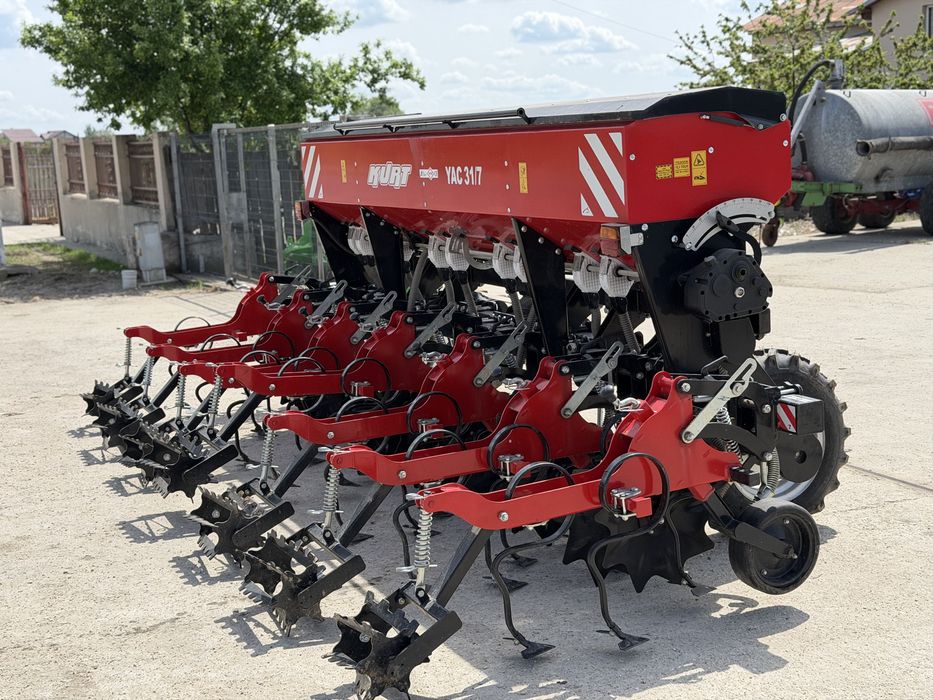Prasitoare cu Fertilizare cu 7 Randuri Kurt Yac31/7  NOUA  cu Buncur de 950L