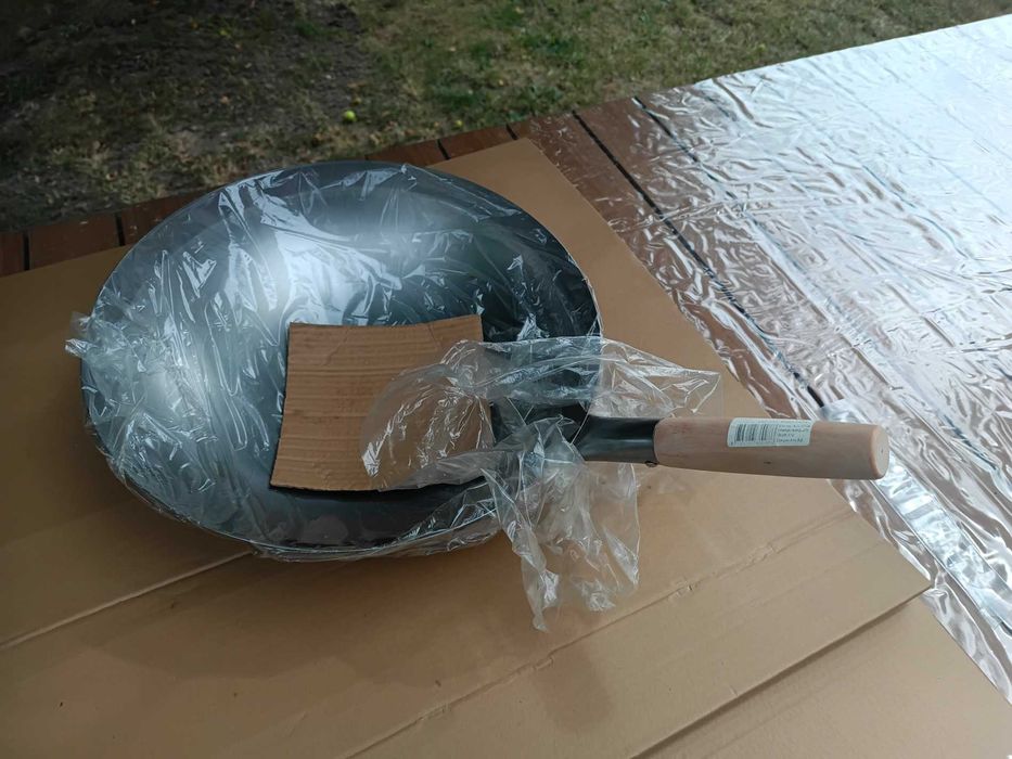 ustensile bucatarie profesionale,robot,razatori,tigaie,oale,grill,strecuratori,tava,ambalaje,tepuse shaorma,capace,mojar