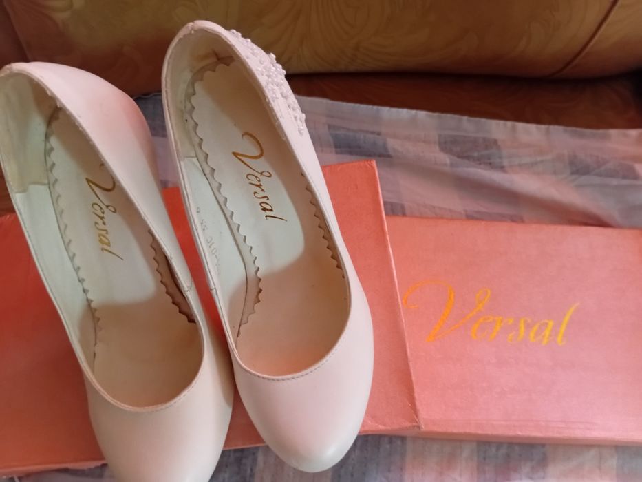 Продам свадебные туфли.