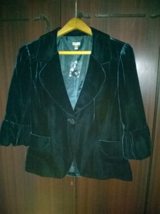 Зелено копринено сако