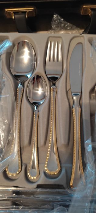Луксозен комплект прибори * Позлатени* за 12 човека* СОЛИНГЕН , Герман