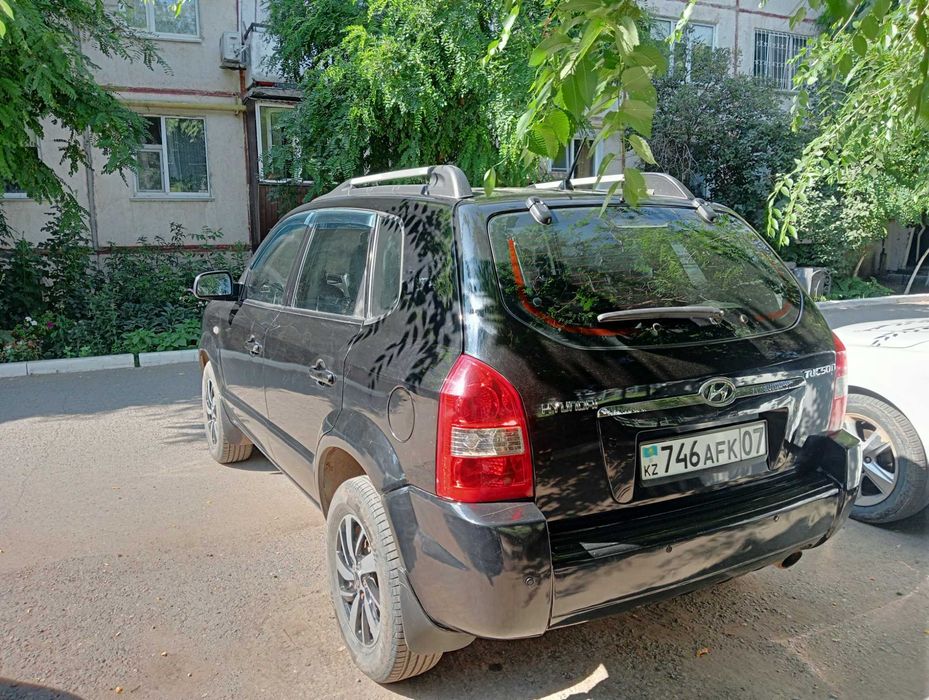 Продам Хендай Туксон 2005г.