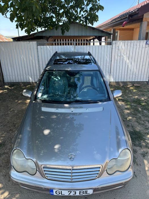 vând mercedes-benz c220 150cv 2004