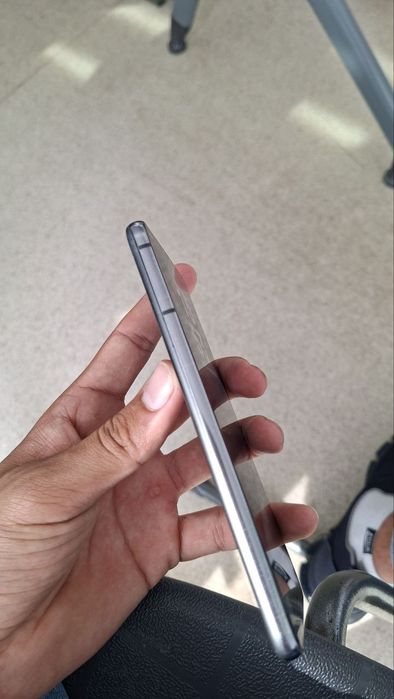 Samsung S 21 5g sirochna sotiladi
