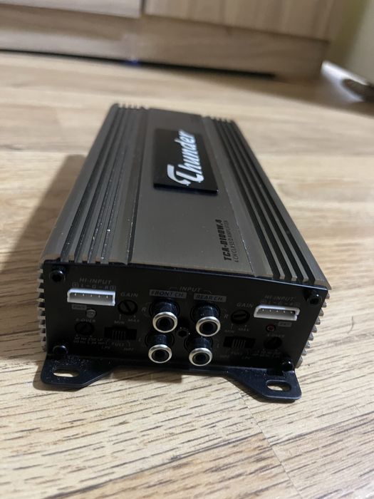 Бас каса с усилвател