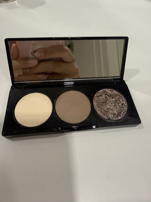 Bobbi brown палетка теней