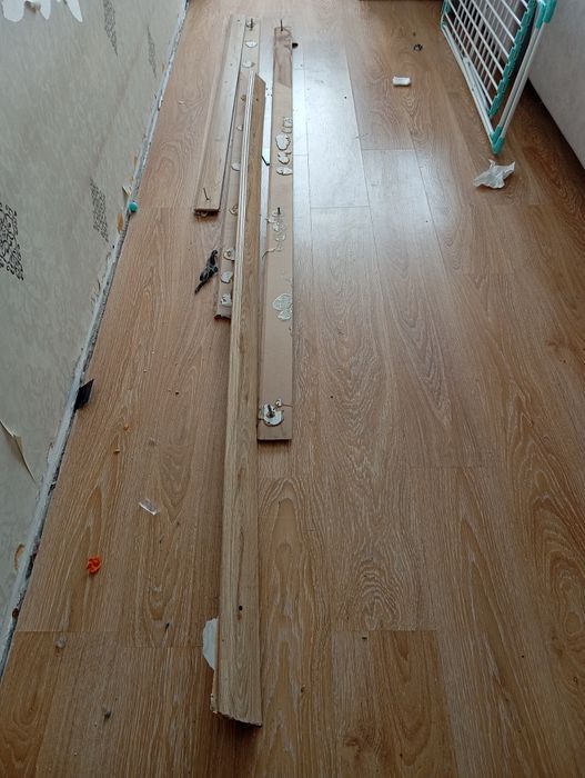 Деревянный плинтус бесплатно