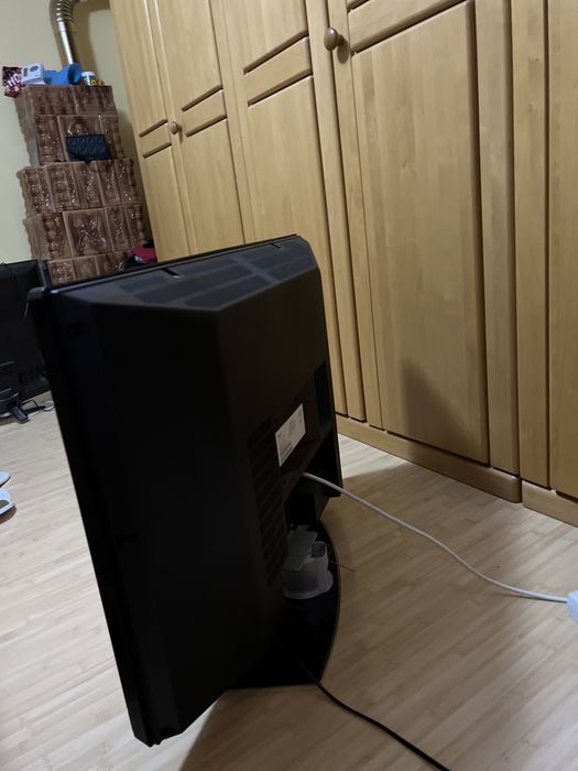 Televizor Philips+ televizor JVC