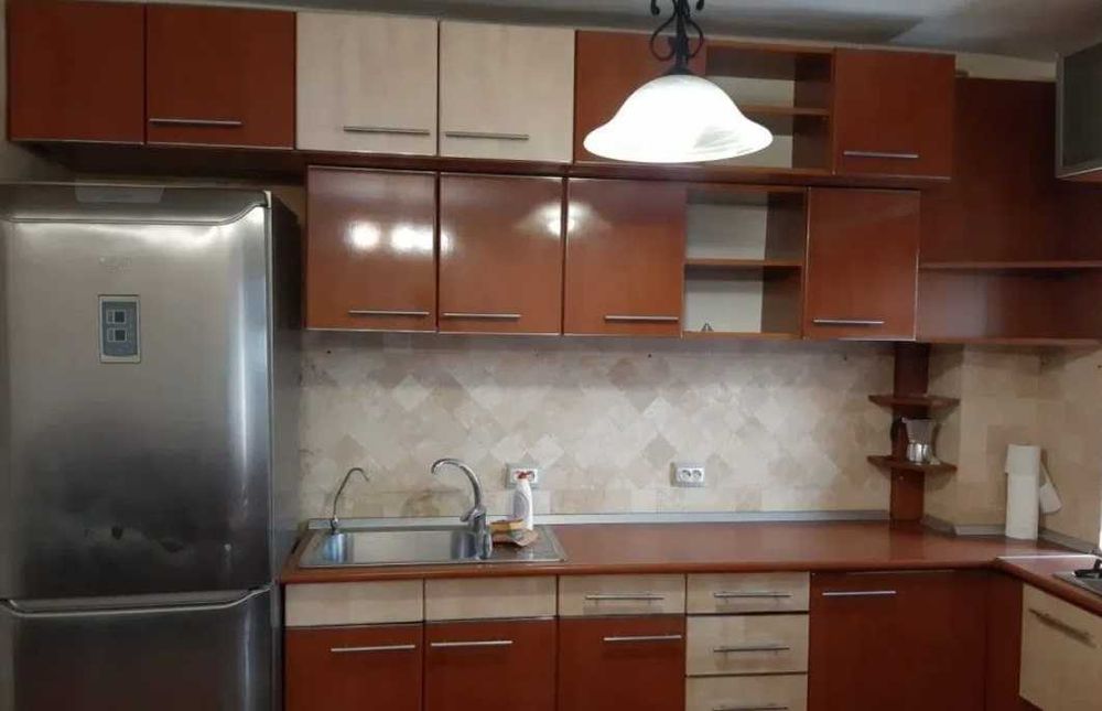 Дава се под наем Тристаен апартамент в Пловдив, Каменица 1 - 90 кв.м за 336.6 € - Снимка #3