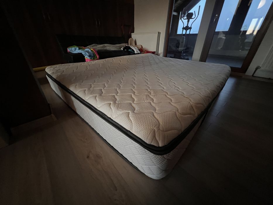 Vand saltea mobexpert in stare buna