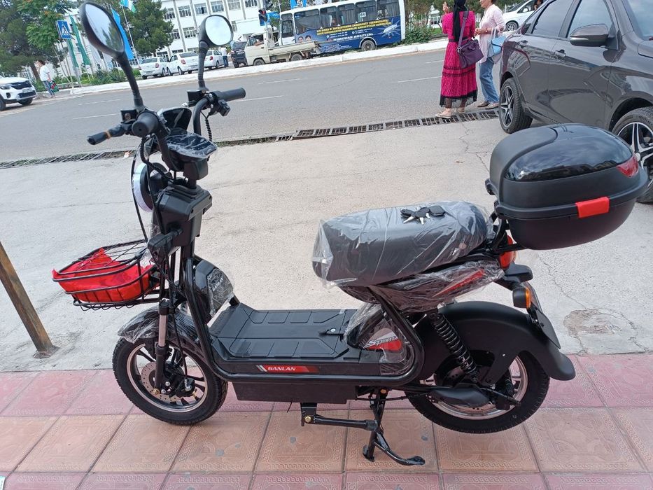 Електрони скутер сотилади