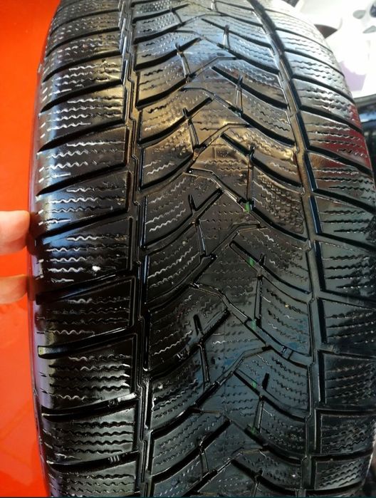 Anvelope de iarnă Dunlop 235/55/17 5x112 cu jante R 17