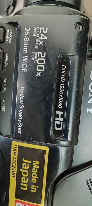 Продам видео камеру Sony
