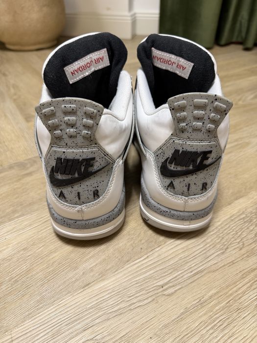 Jordan 4 White Cement
