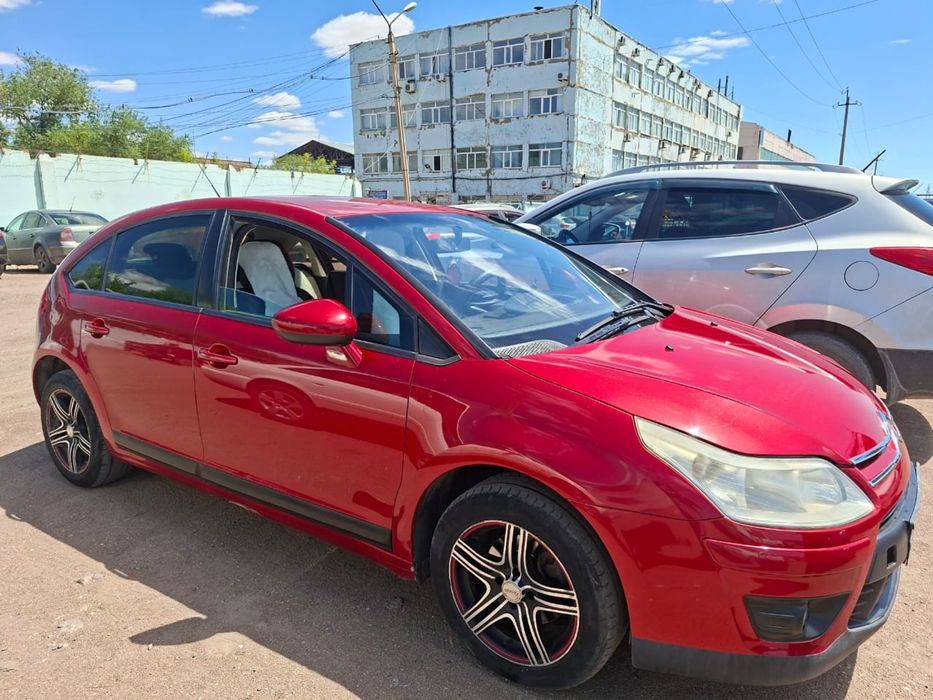 Продам машину срочно