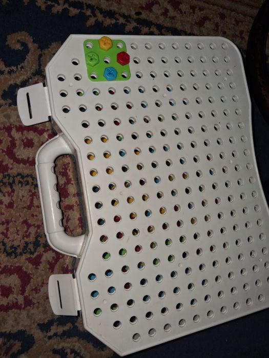 Продам Конструктор игрушка