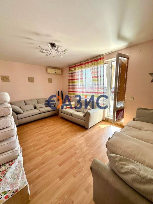 Продава се Тристаен апартамент в Свети Влас - 172 кв.м за 549 €/кв.м - Снимка #2
