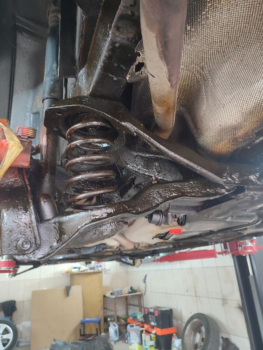 Tratament Anticoroziv Auto Sasiu Ceara cu Lanolina Antifonare Ceruire