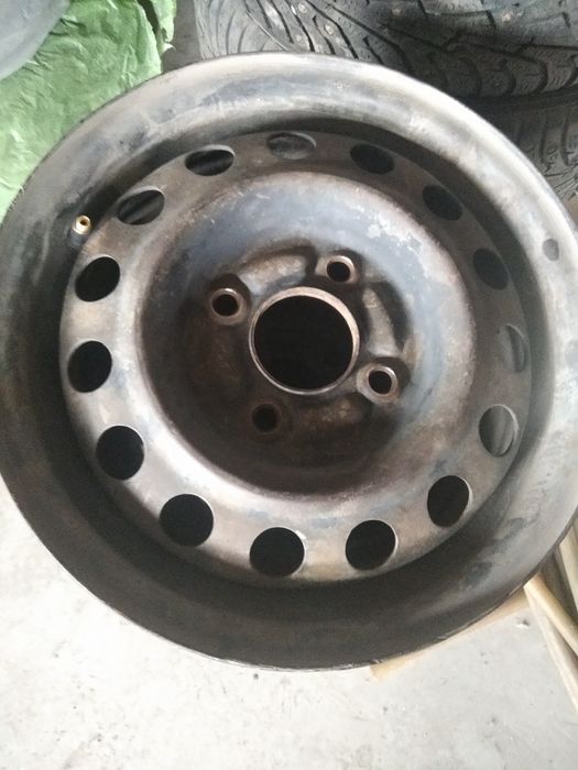 Продам Диски Ниссан