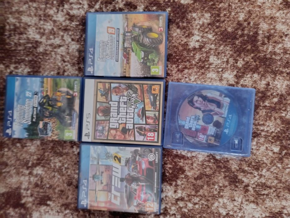 Vând cd-uri PS 4
