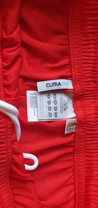 Спортен оригинален екип Adidas на Bayern Munchen