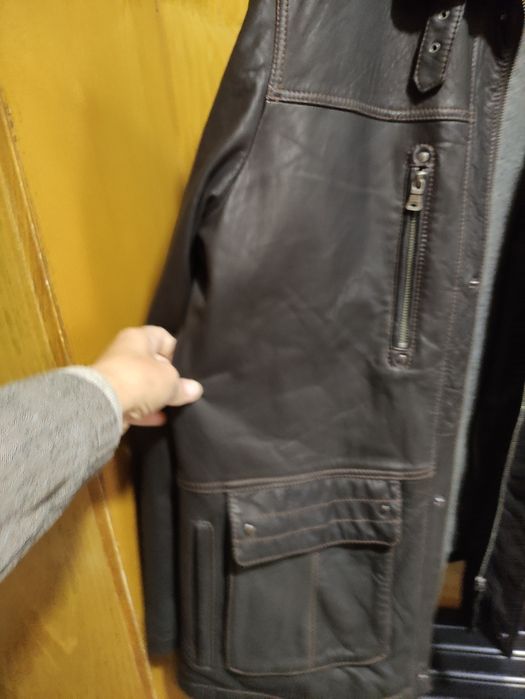 Черно кожено яке