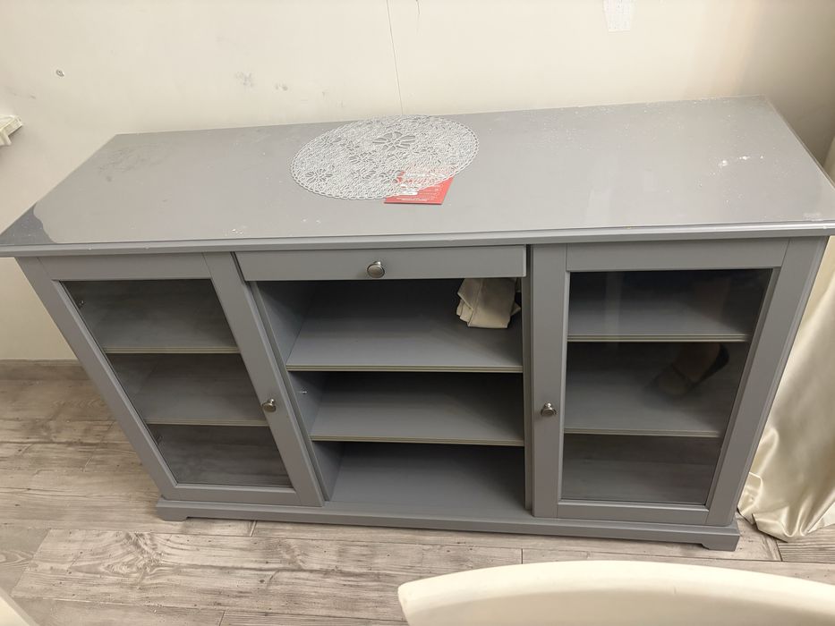 Комод в гостинную