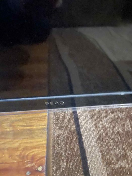 Smart телевизор Peaq 53"