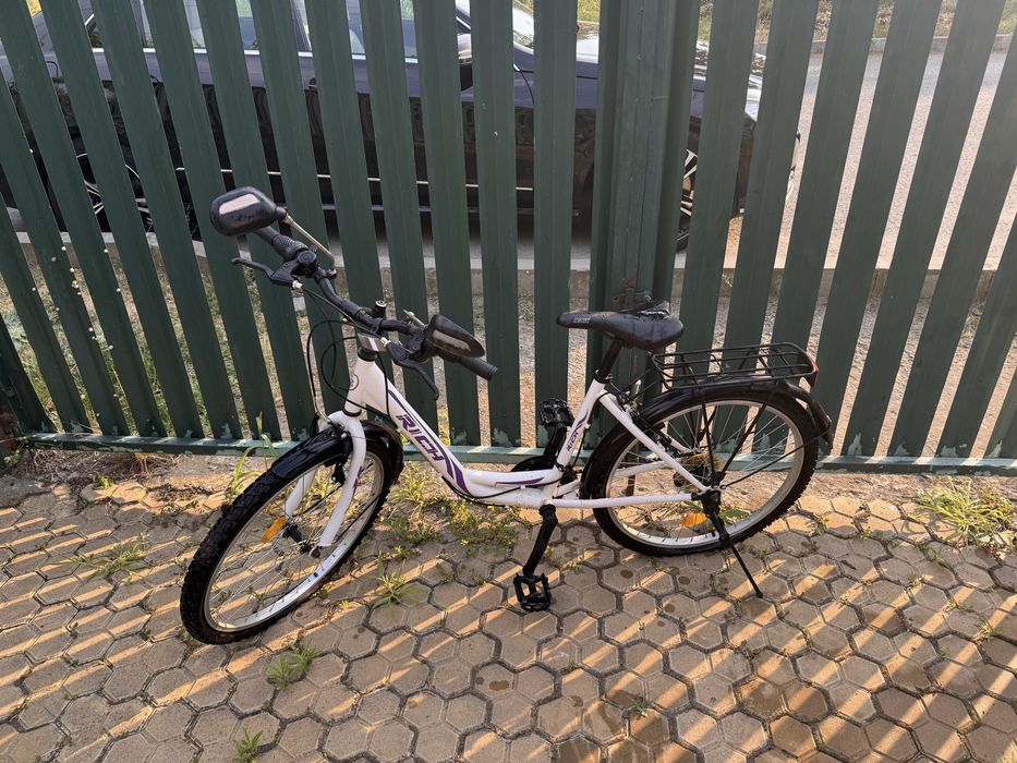 Bicicletă de Oraș / Agrement Rich – Cadru Jos, Echipată Complet + Oglinzi Incluse