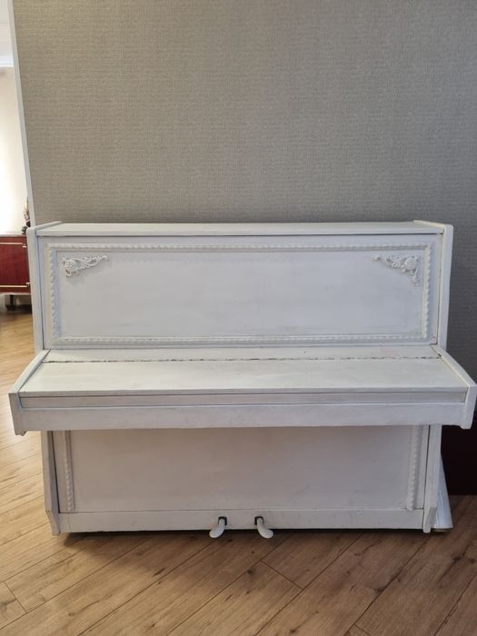 Фортепиано рабочие