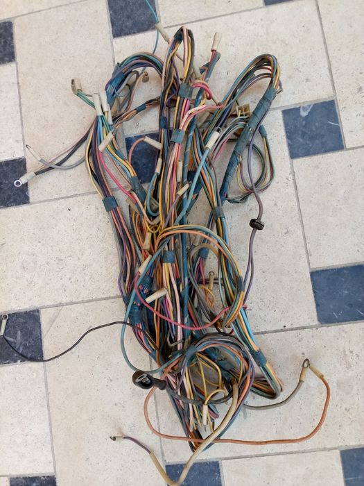 Масквич полний провадаси