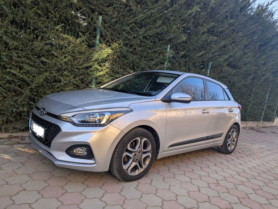 Hyundai i20  7DCT LED Line
