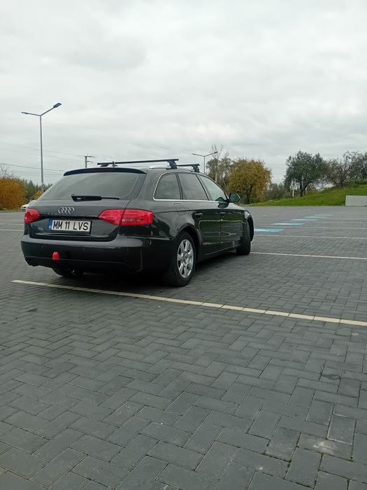 Audi  A 4 b 8 an 2010