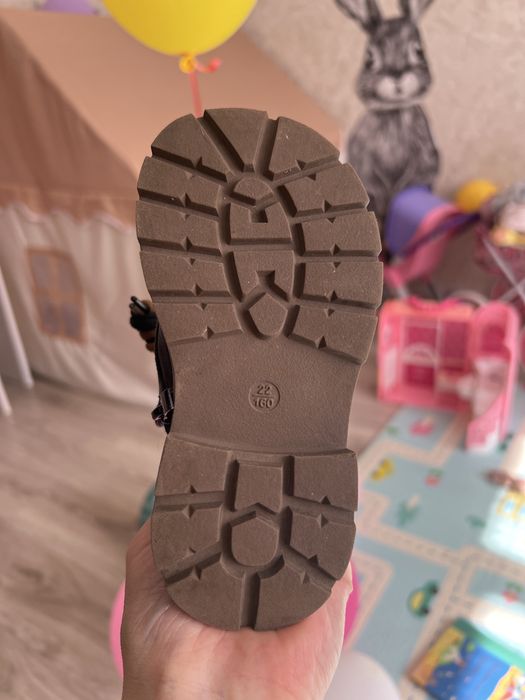 Сапожки для девочек