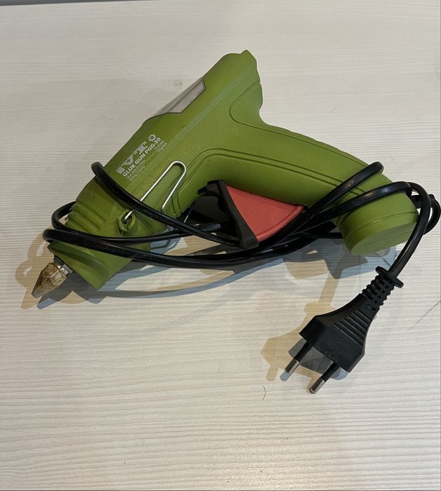 Пистолет ivt для термоклея 11мм стержень