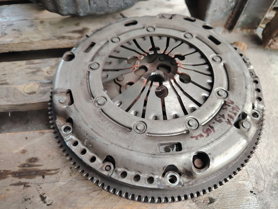 Комплект съединител с маховик за 1.9 тди 105 к.с. / VW Audi Skoda Seat