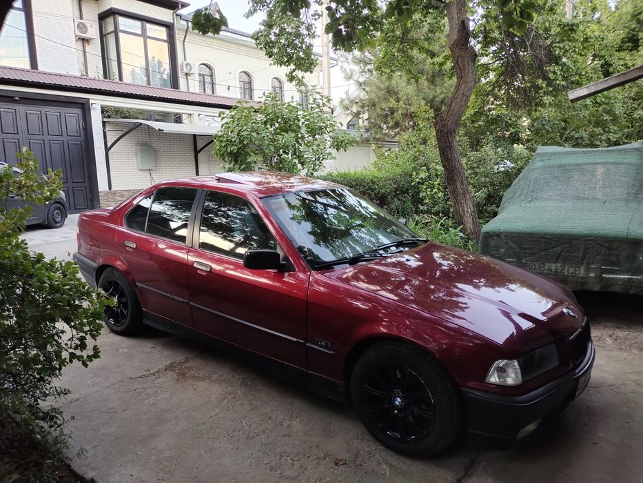 Продам BMW е36 м52 2.5л