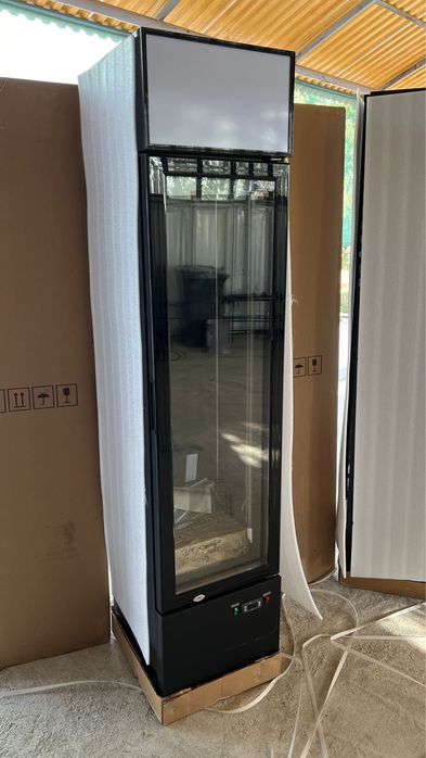 Vitrina frigorifica verticala slim 39 cm lungime