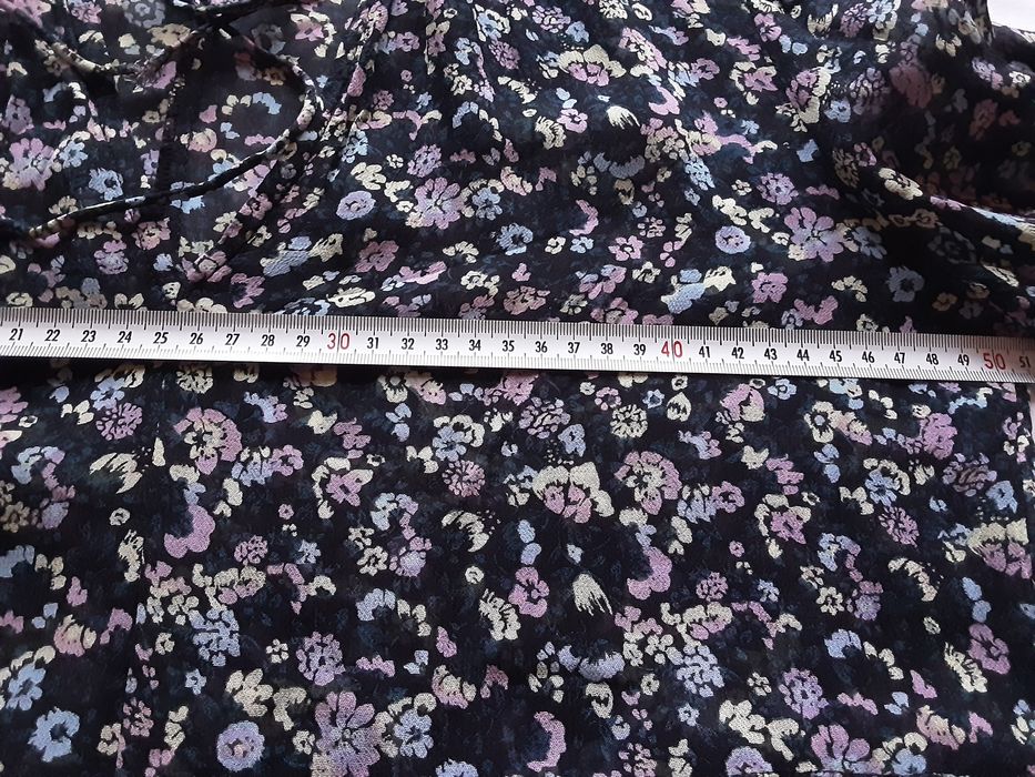 Дамски рокли с дълги ръкави