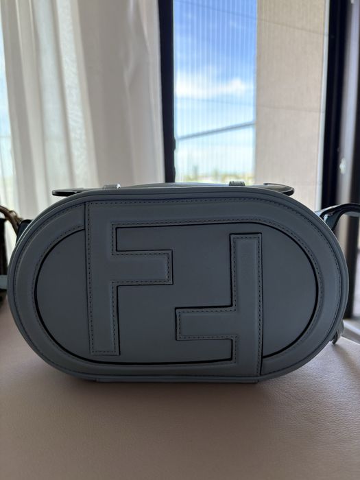 Vand Geanta Fendi