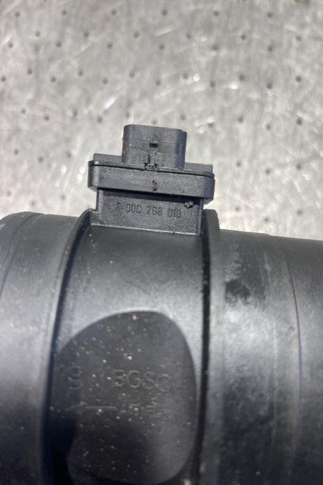 Debitmetru aer 0 281 002 956 Skoda Kodiaq prima generatie seria Cross