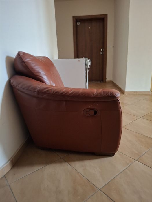 Диван  използван do kraq na sedmicata